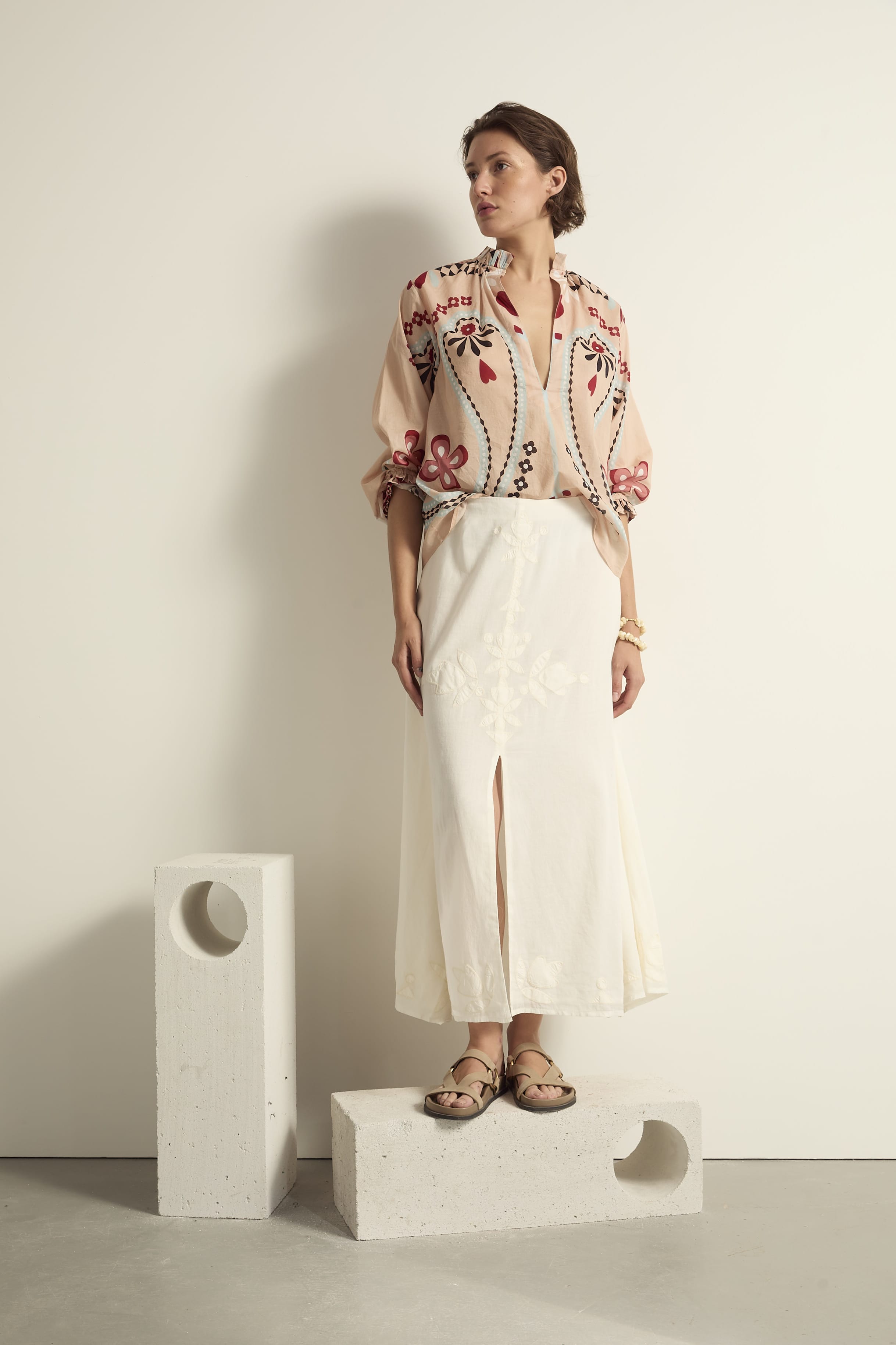 JUPE PAO FLORAL - OFF WHITE
