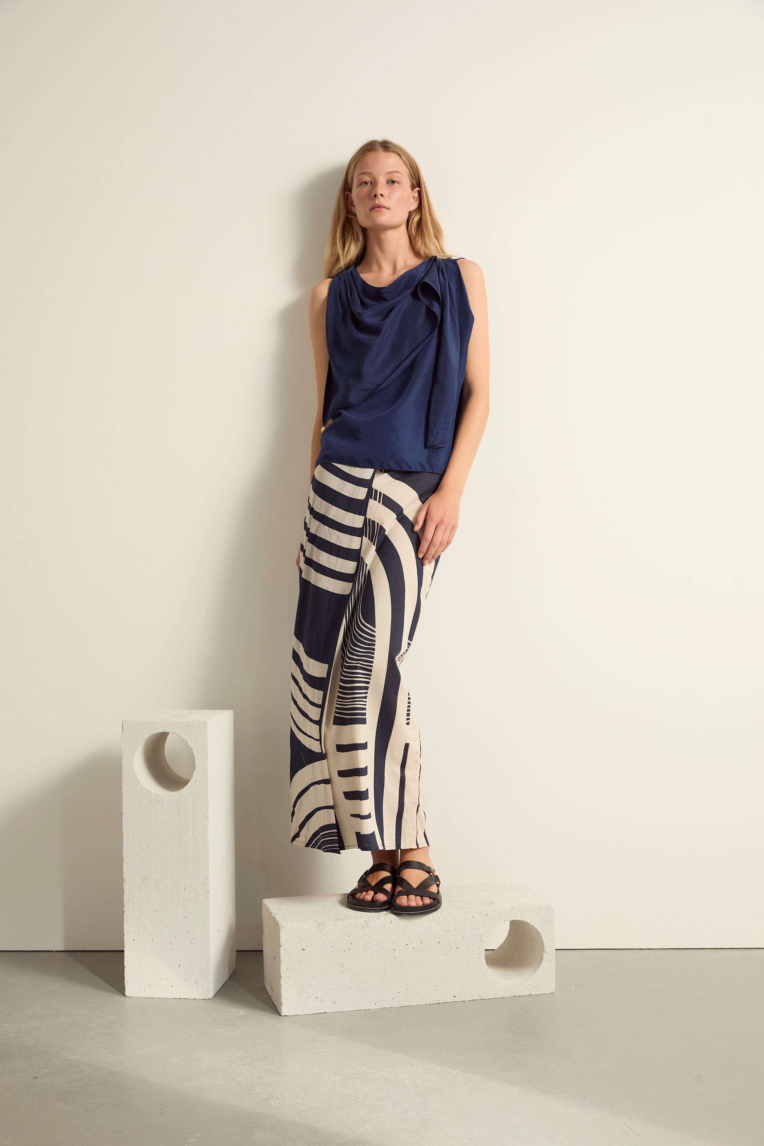 JUPE PIA IMPRIME CAROUSEL - INK BLUE