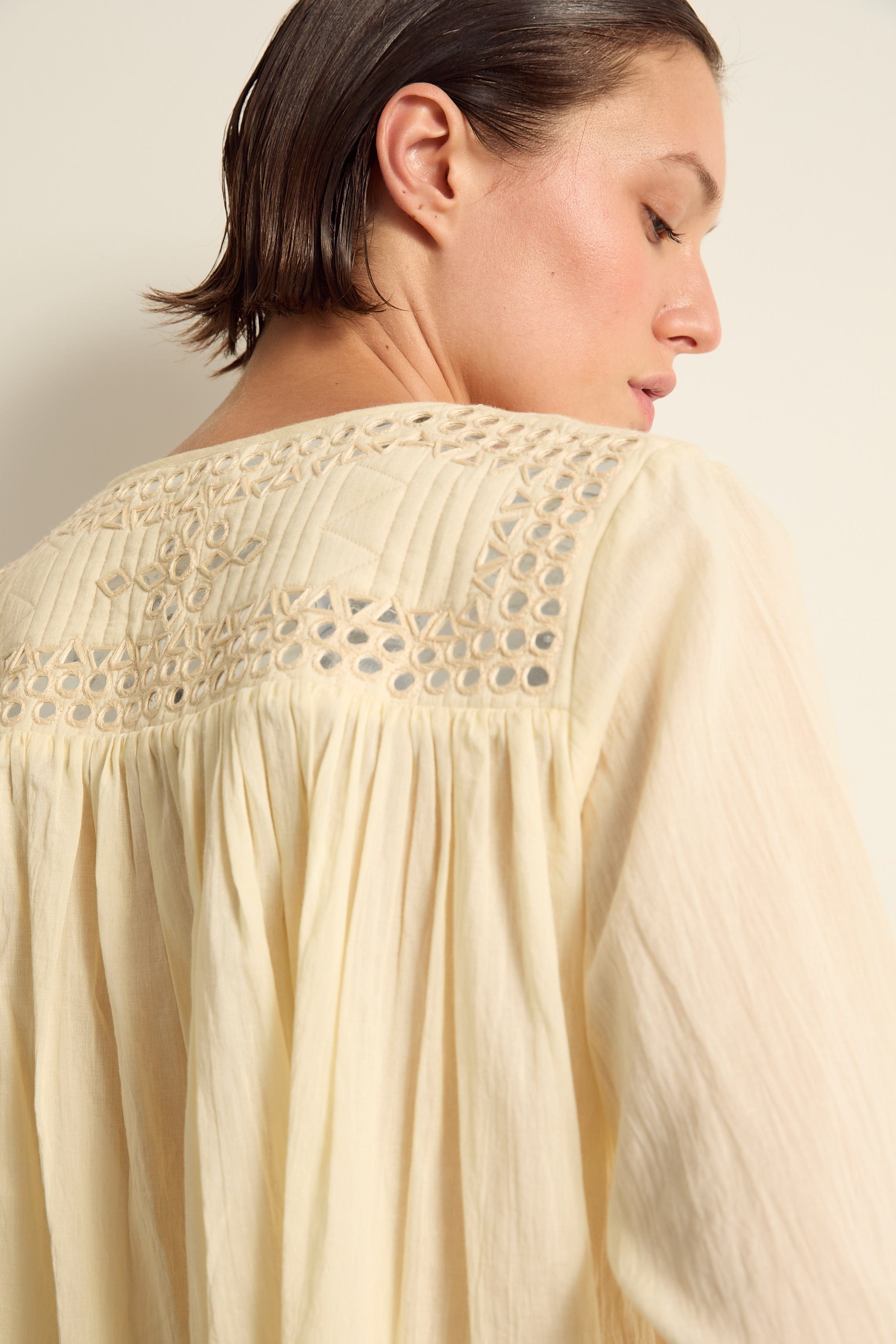 BLOUSE LONY - BUTTER