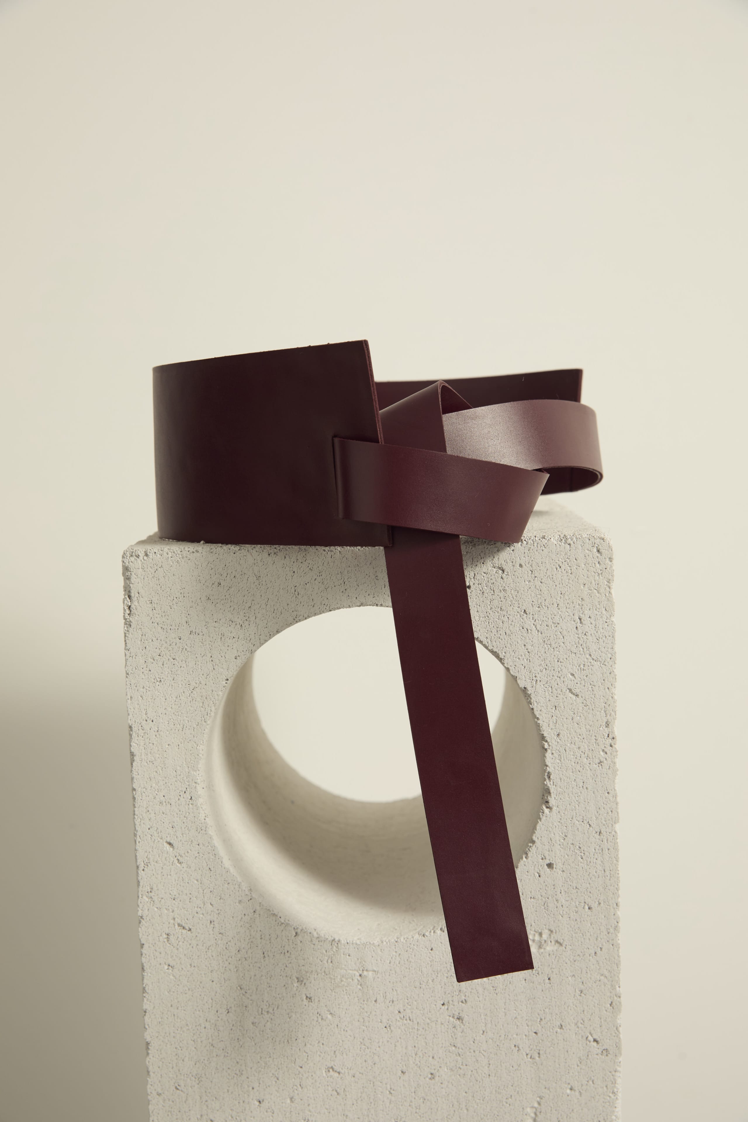 CEINTURE EN CUIR PAULETTE - BURGUNDY
