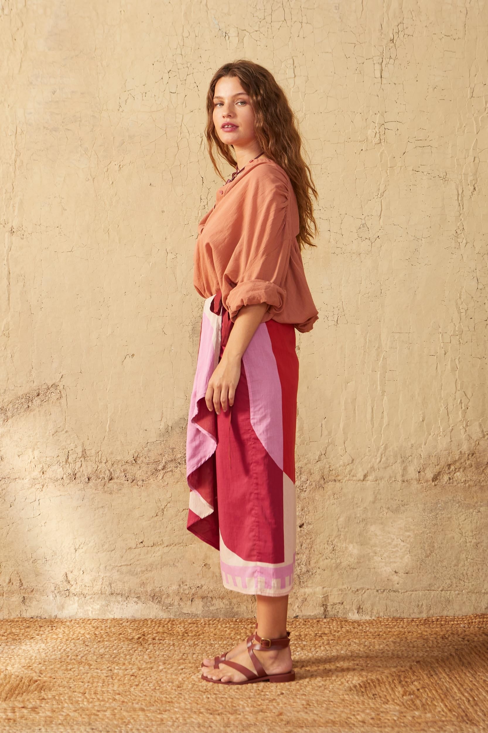 JUPE LEON IMPRIME GRAPHICO - PINK