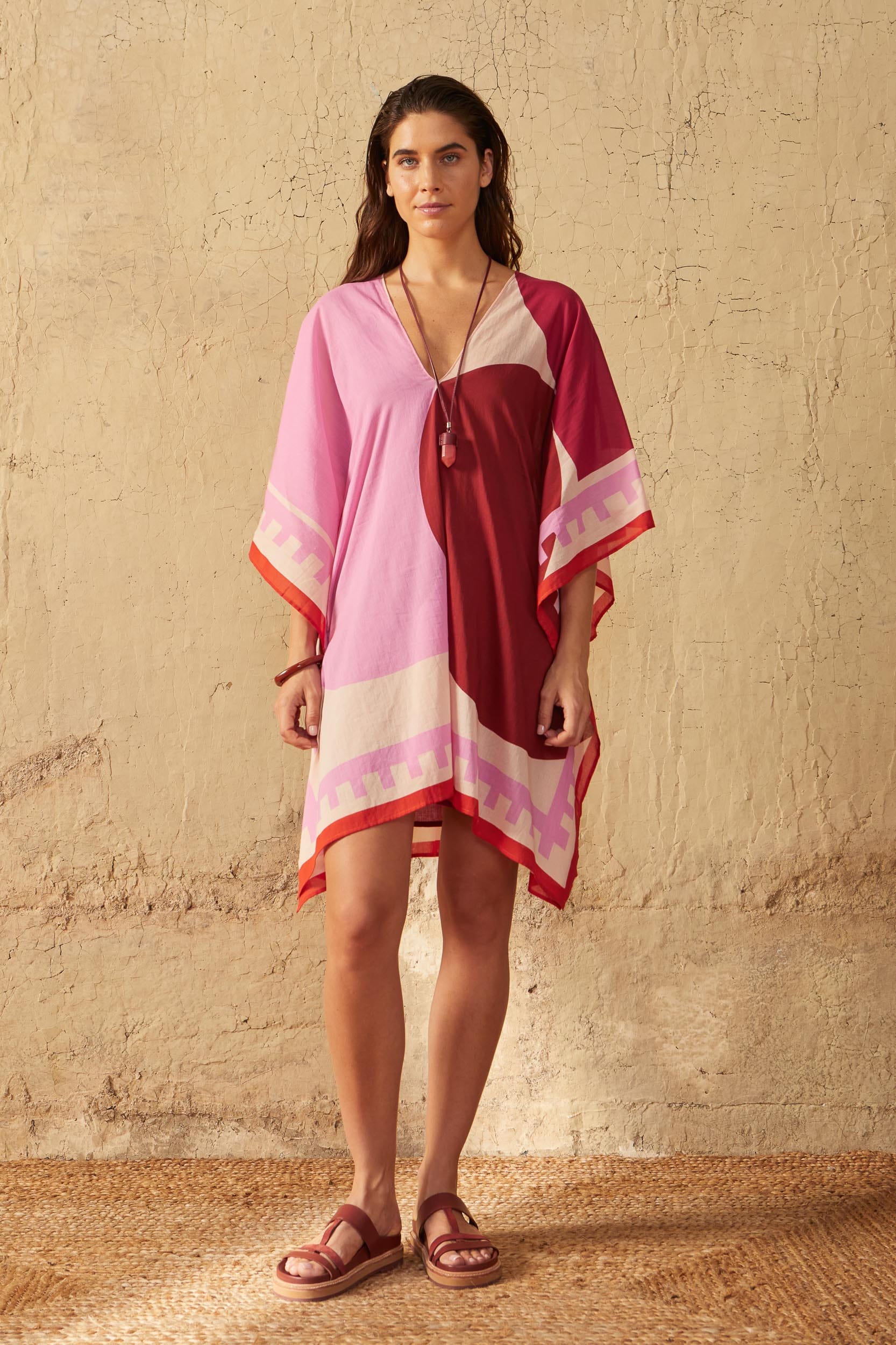 PAULINE PONCHO GRAPHICO PRINT - PINK