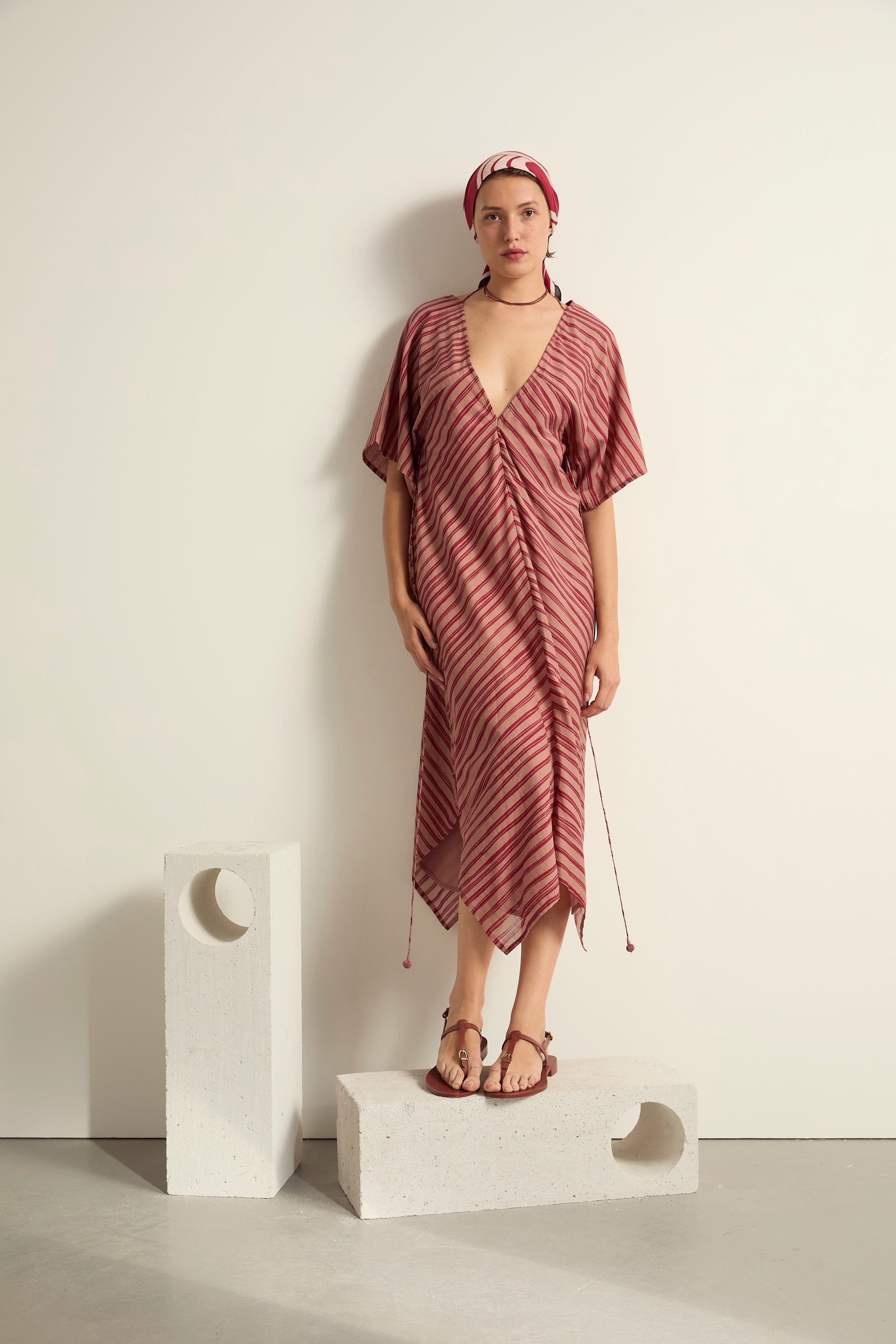 ROBE SUZANNE IMPRIME LINEA - DUSTY PINK