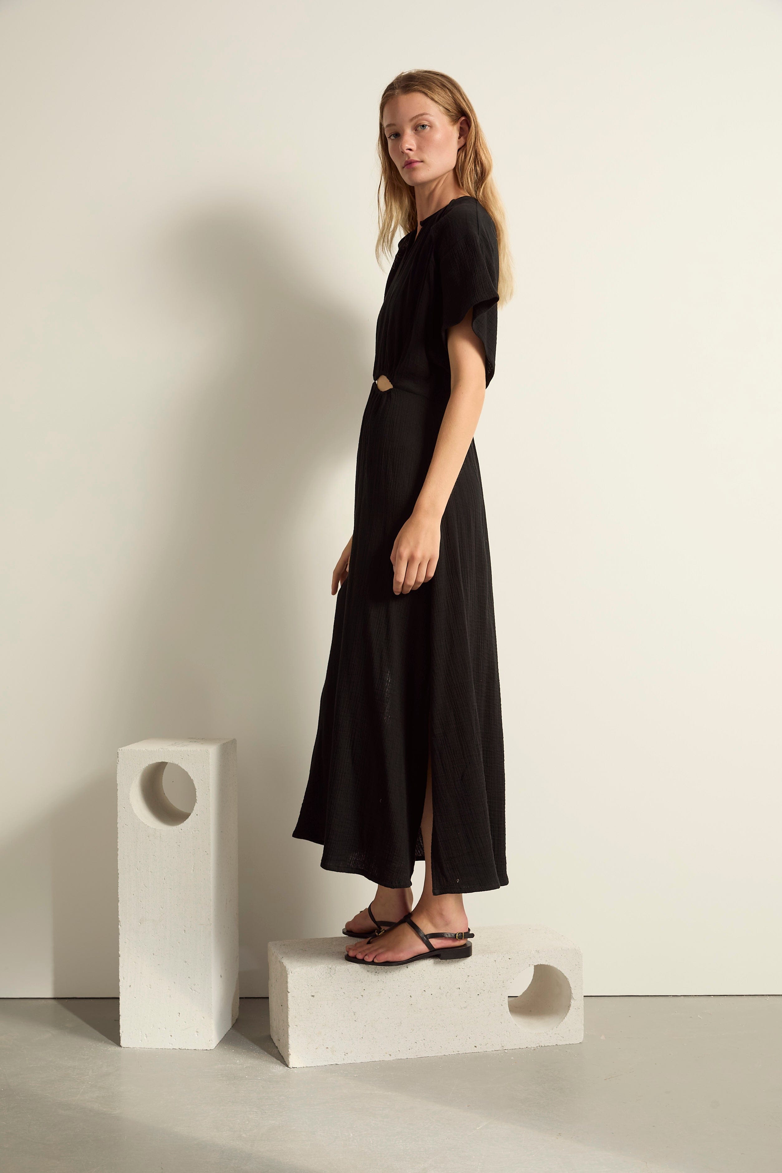 ROBE APPOLINE - BLACK