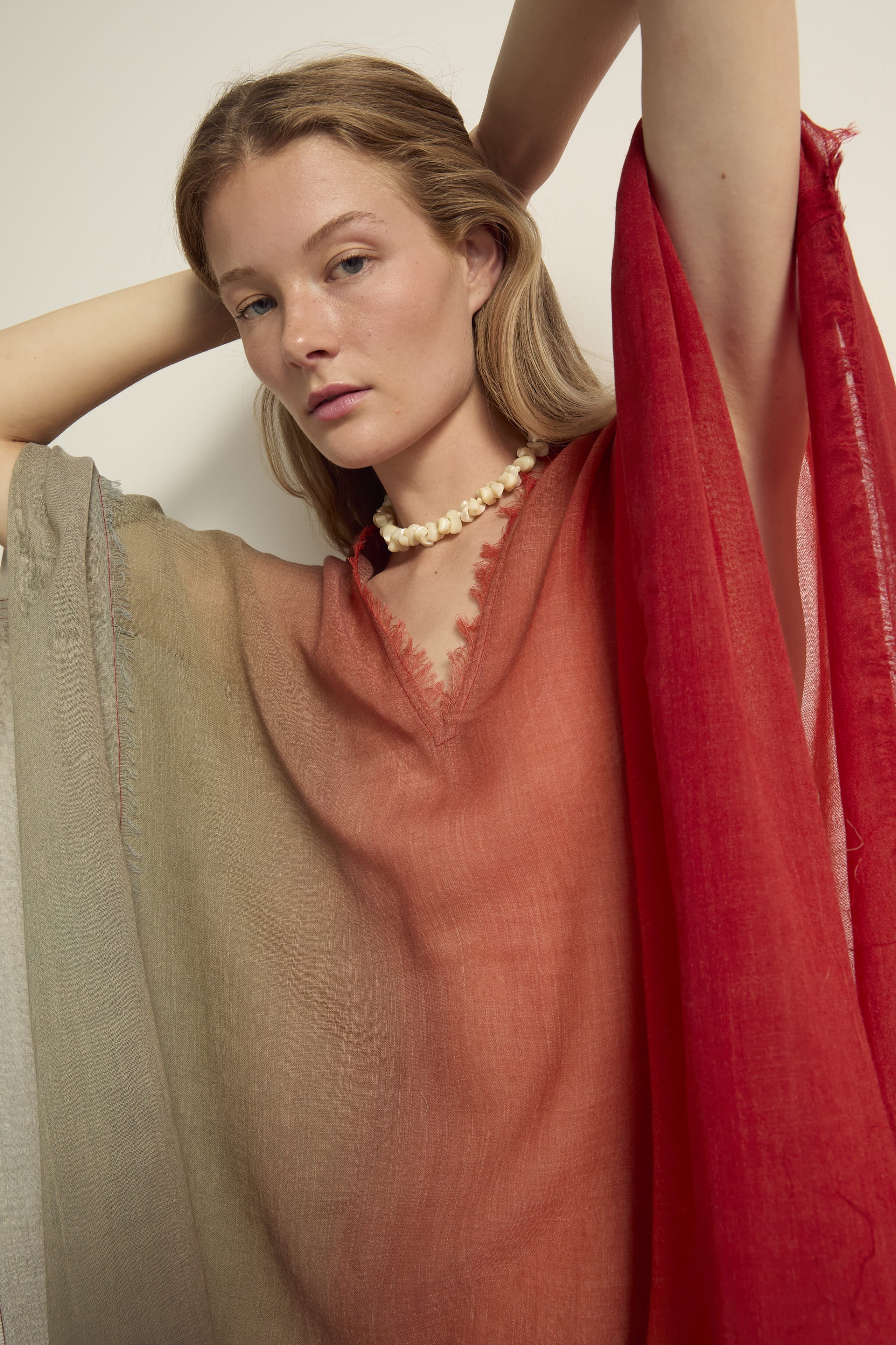PONCHO COURT RAFAELE SUNRISE ETAMINE DE LAINE - CORAIL