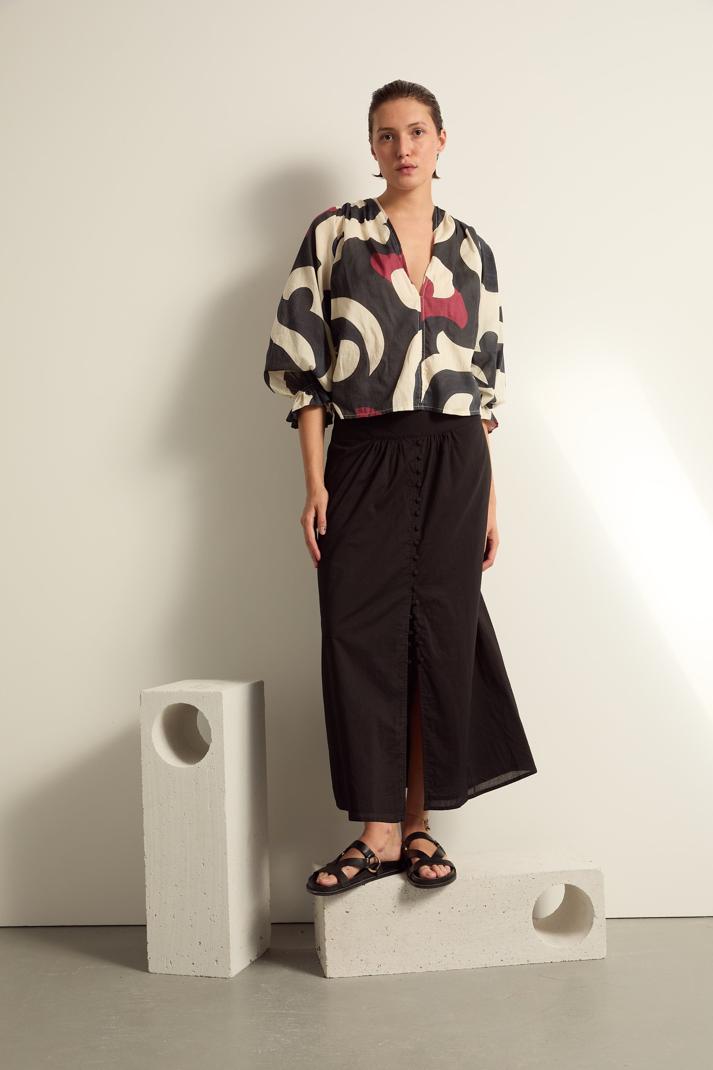 TOP DIVYA DOS NU IMPRIME RODEO - BLACK