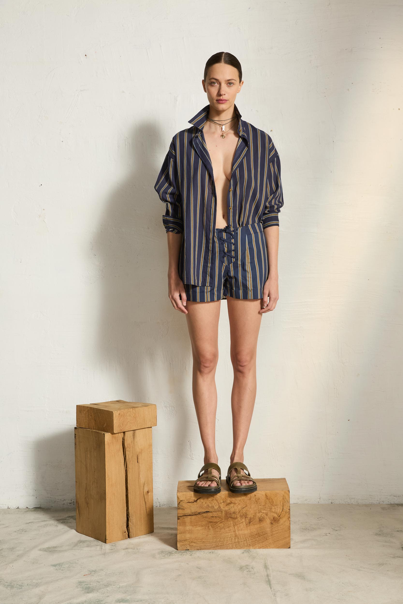 FIORINA PELICANO PRINT SHIRT - DARK BLUE KHAKI