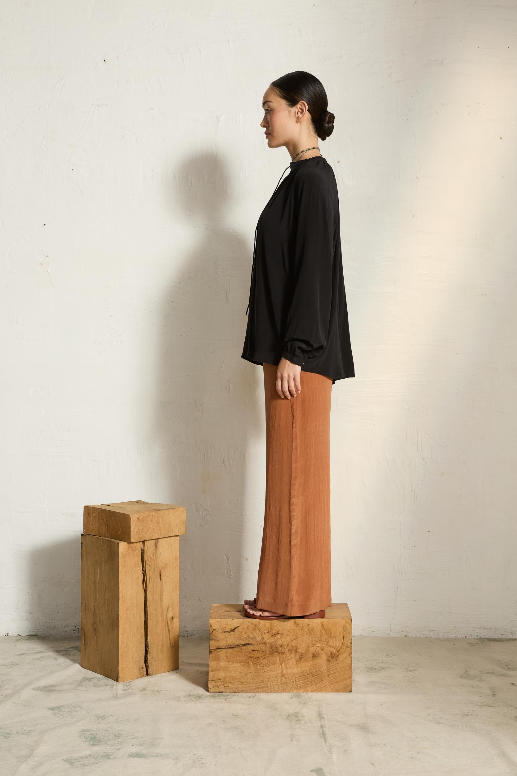 CLAUDE SILK BLOUSE - BLACK