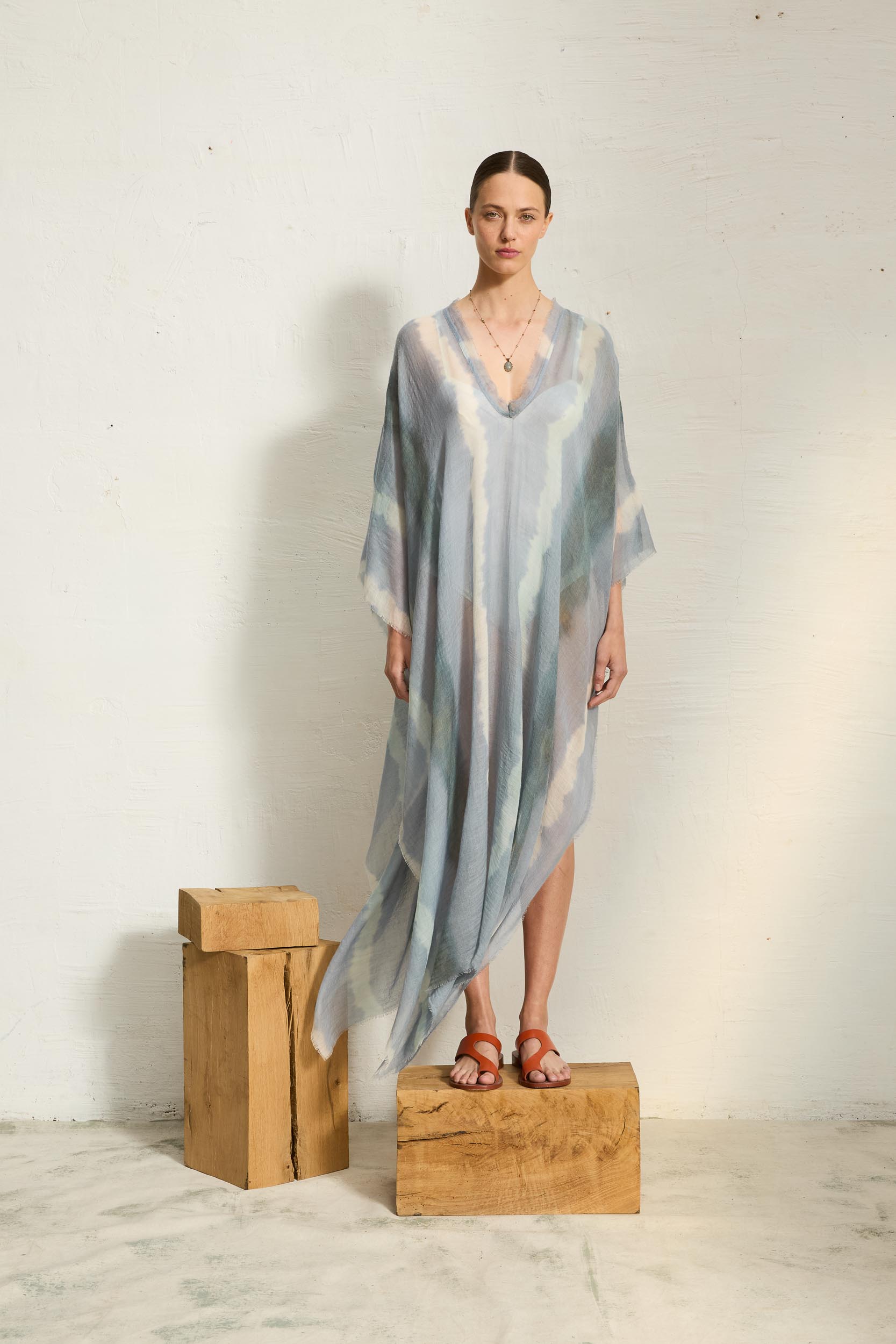RAFAELE LONG PONCHO WOOL ETAMINE TIE AND DYE - CLOUD