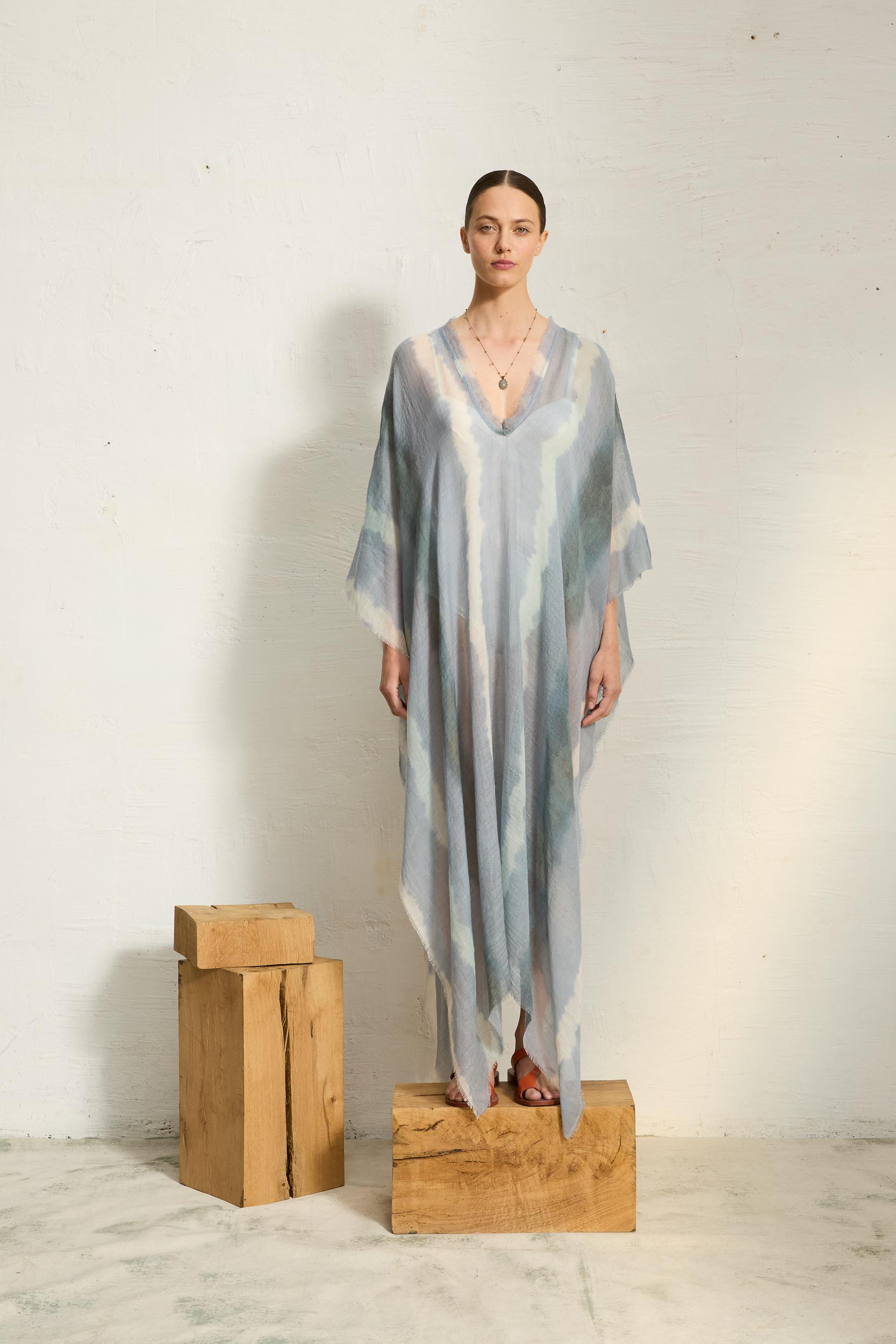 RAFAELE LONG PONCHO WOOL ETAMINE TIE AND DYE - CLOUD