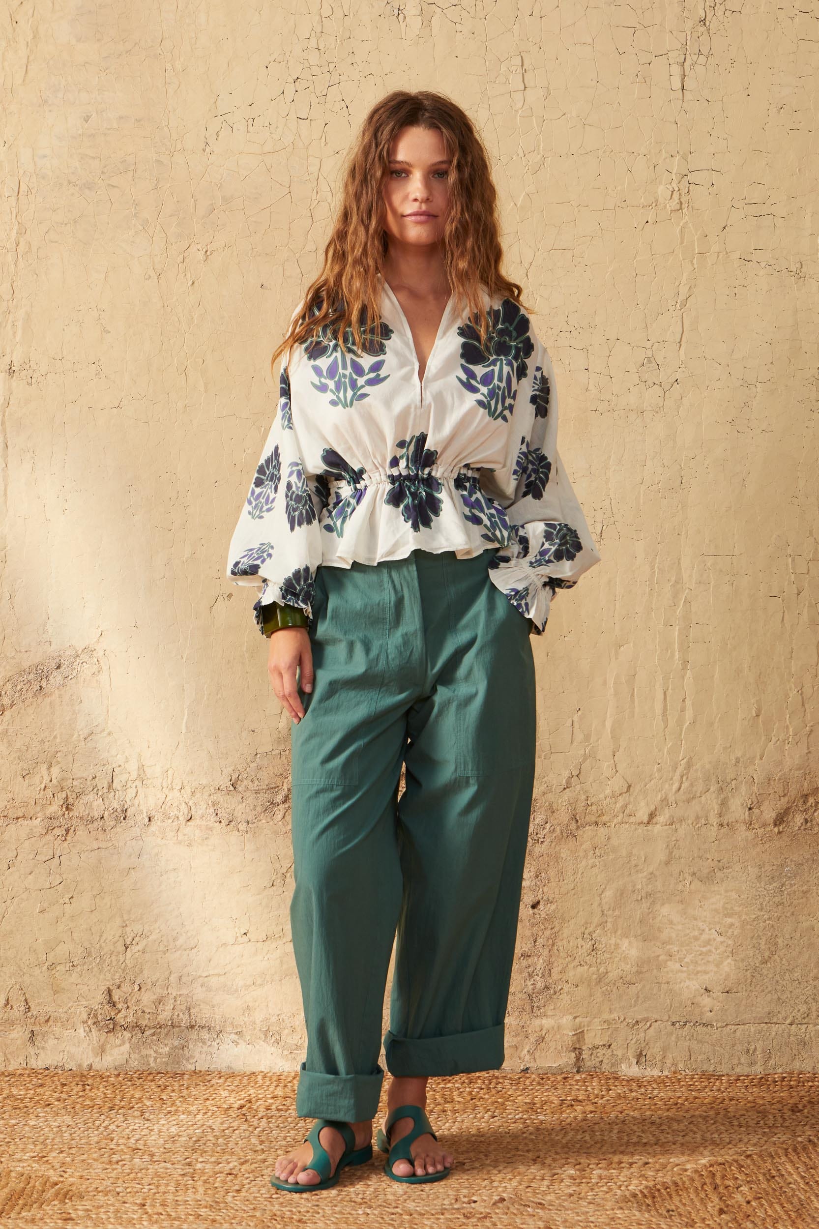 DIVYA TOP INDIAN FLOWERS PRINT - BLUE