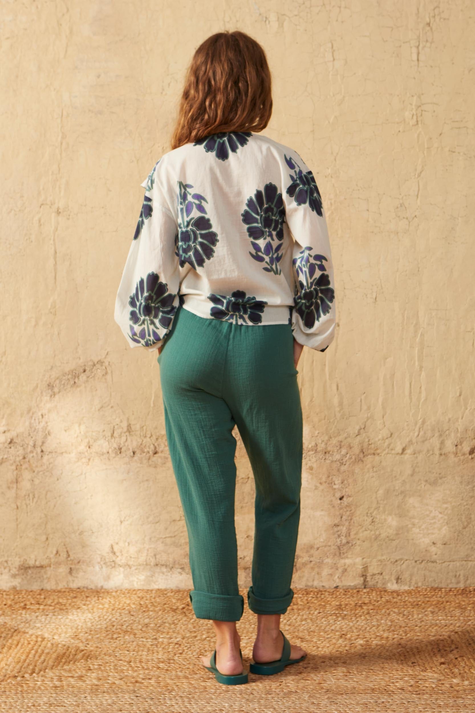 ROMANTICA BLOUSE INDIAN FLOWERS PRINT - BLUE