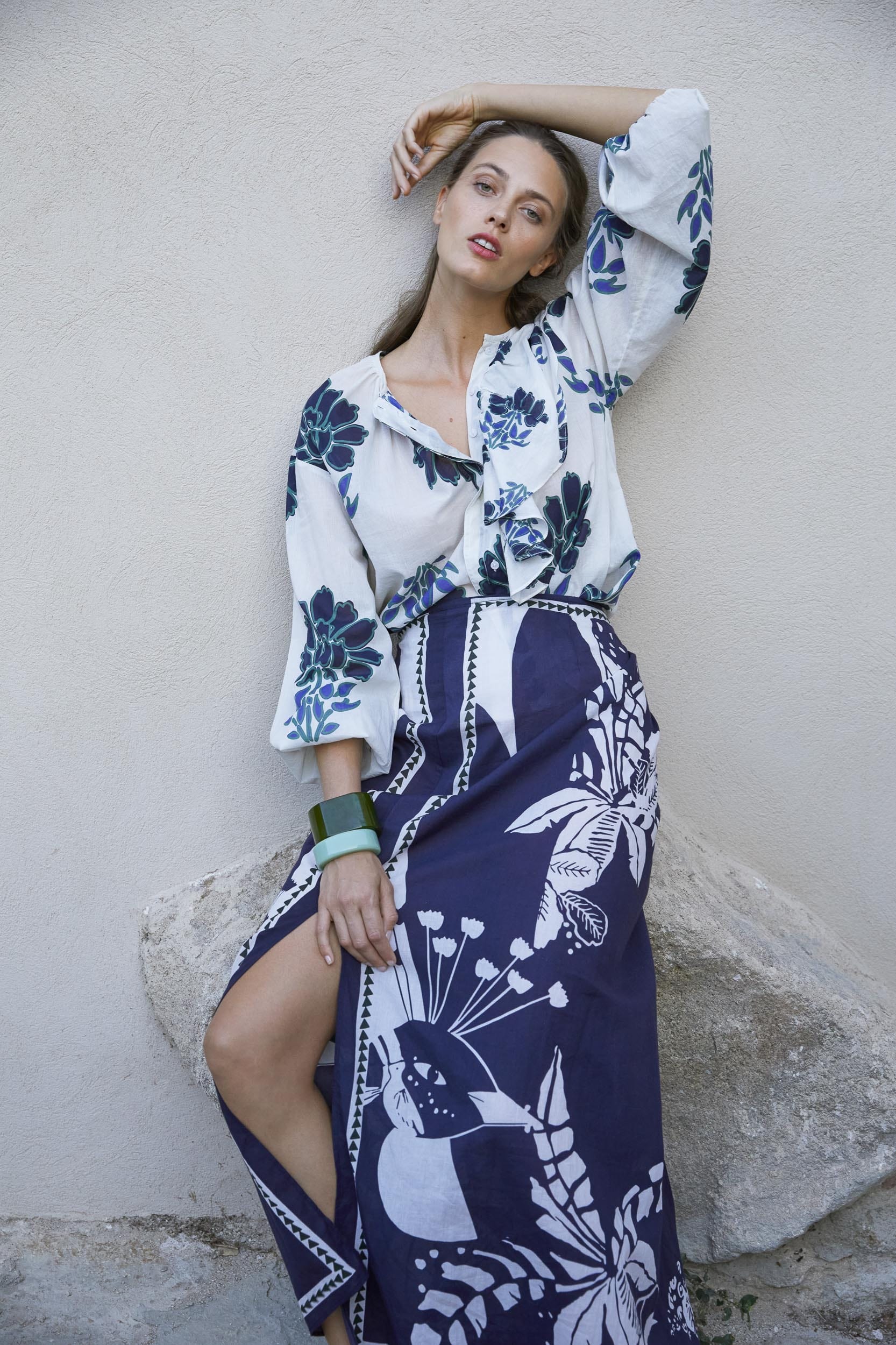ROMANTICA BLOUSE INDIAN FLOWERS PRINT - BLUE