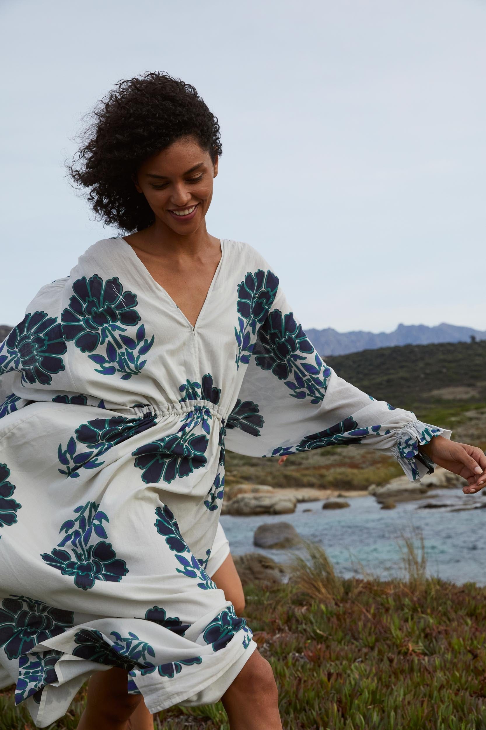 JANE DRESS INDIAN FLOWERS PRINT - BLUE
