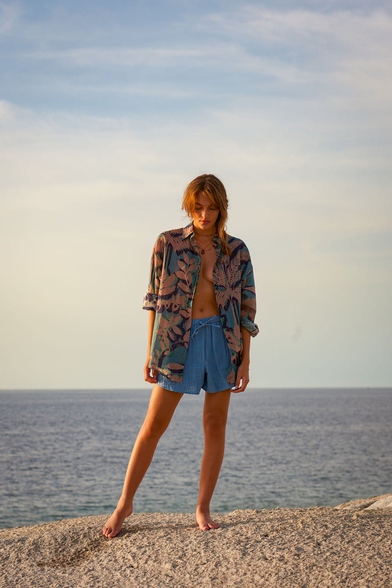 CHEMISE FIORINA IMPRIMÉ TROPICAL - DUSTY BLUE