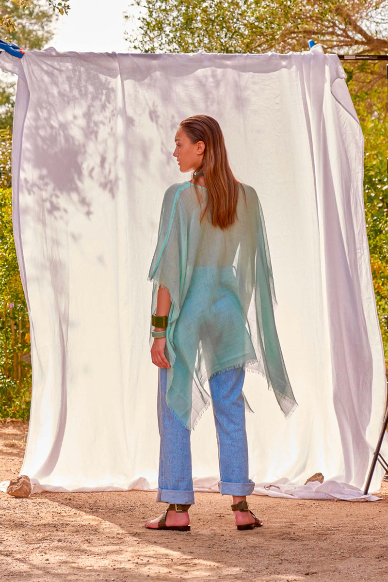 PONCHO COURT RAFAELE ETAMINE DE LAINE - LAGON
