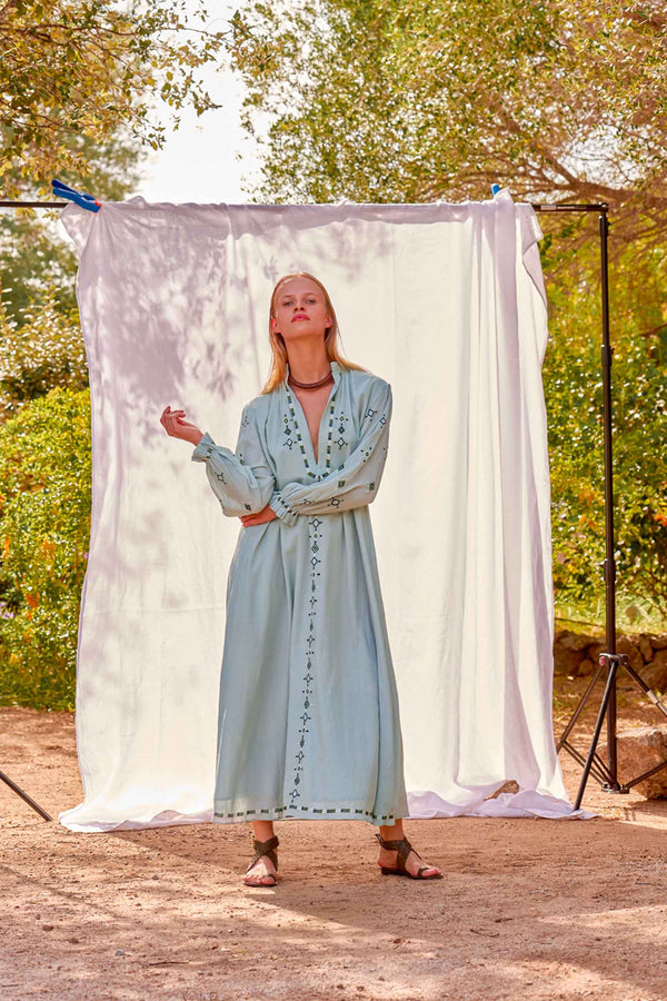 ROBE SERAPHINE BRODÉE - SKY BLUE